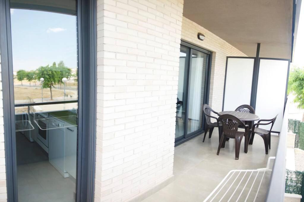 Apartamento Diseno A Cien Metros Del Mar. トラダンバーラ エクステリア 写真