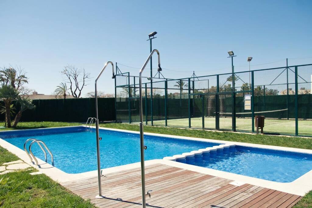 Apartamento Diseno A Cien Metros Del Mar. トラダンバーラ エクステリア 写真